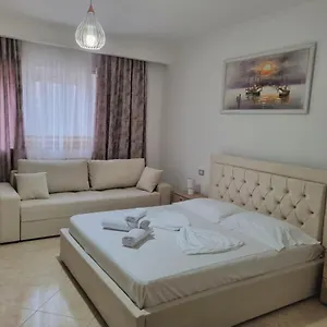 Pensión My House, Durrës
